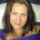 Sexy Lesly from Chautauqua, NY Ready to Tease and Please on Live Cams